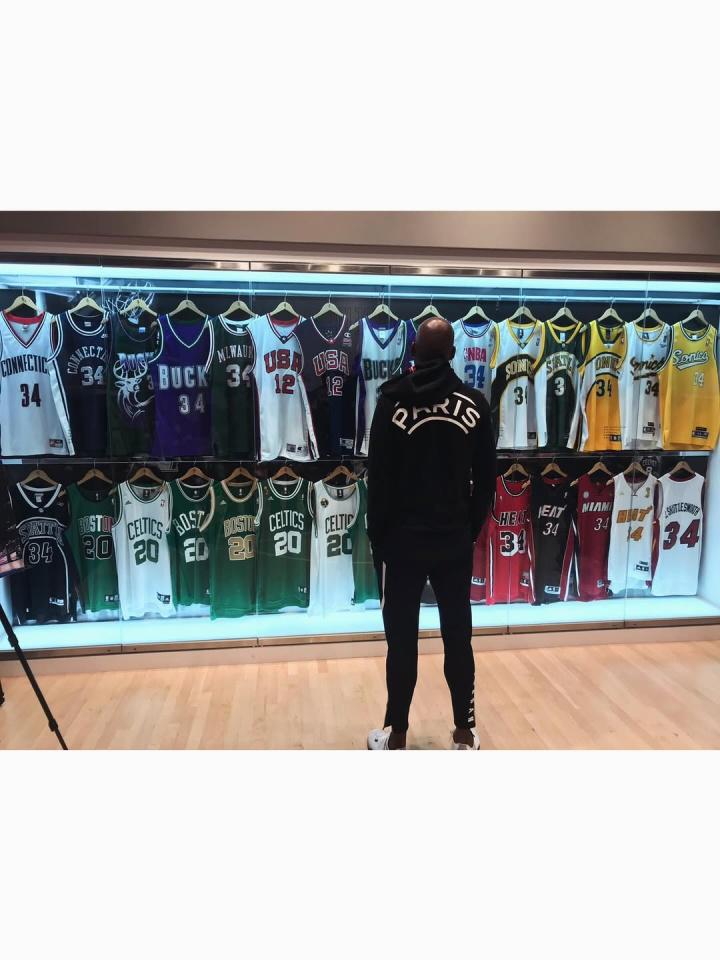 qog, 朋友 qog, 朋友