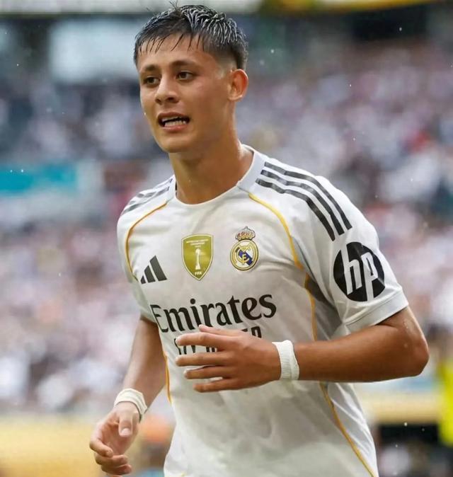 艾永抓住机, 任盈, 连胜