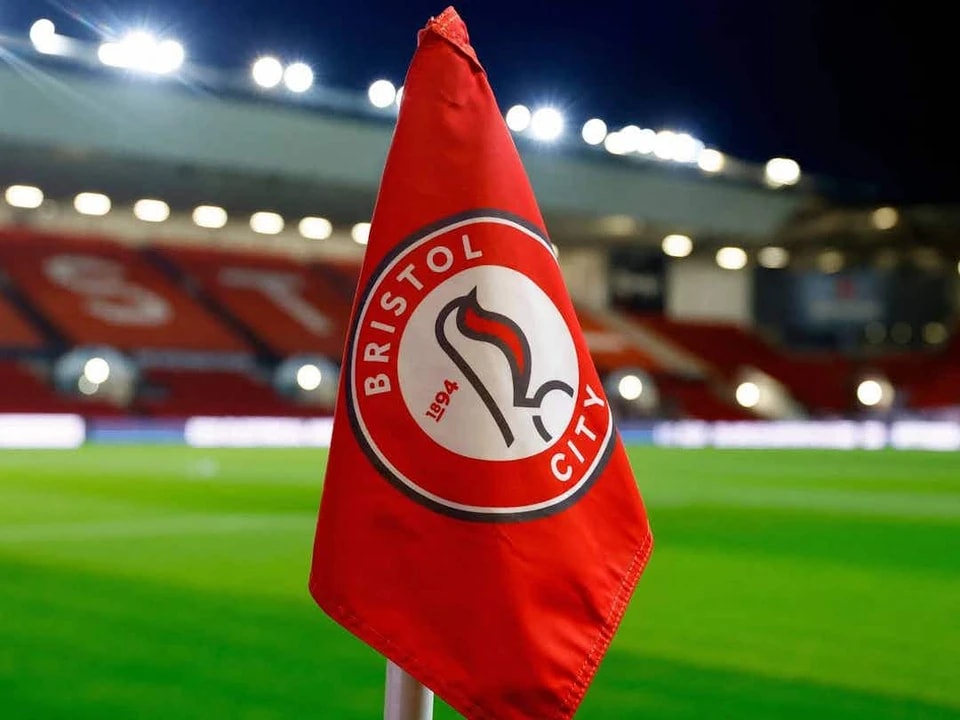 对收购该俱, 尼克松在一