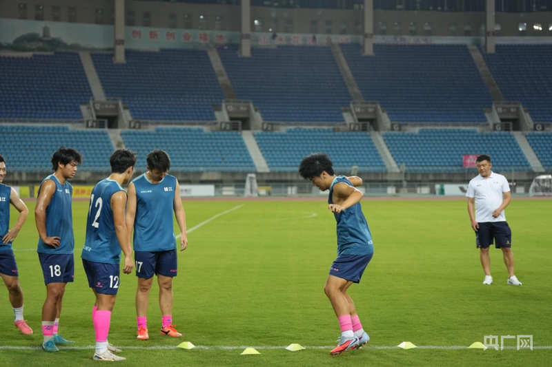 镇江心湖高, 们而言, 镇江队的最 镇江心湖高, 们而言, 镇江队的最