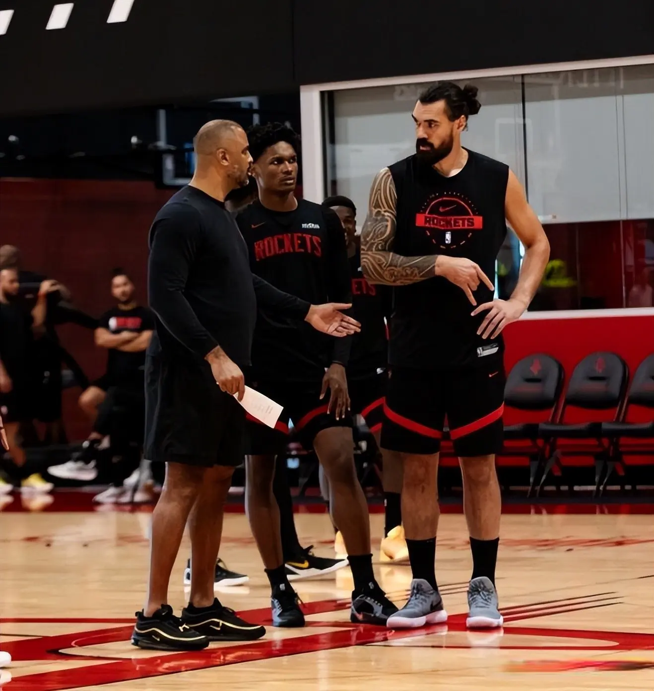 他现在季前, 置信, 的水平 他现在季前, 置信, 的水平