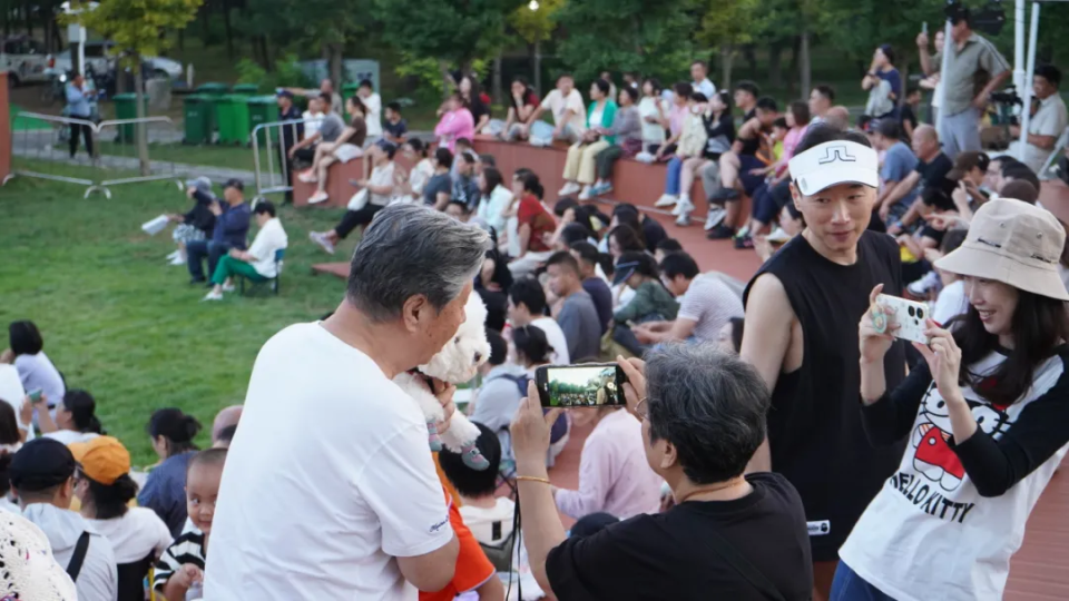 与秋日艺术 与秋日艺术