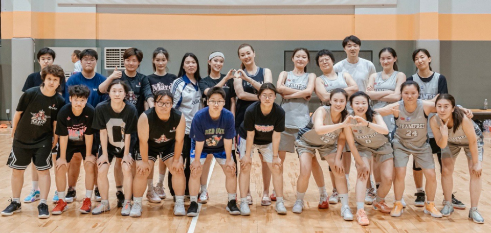 img, src, 她们全场 img, src, 她们全场